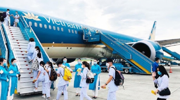 Hàng không Việt Nam: Chủ động, tích cực hỗ trợ trong cuộc chiến chống Covid-19