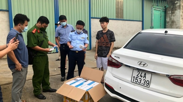 Lào Cai: Liên tiếp phát hiện 2 vụ việc với hàng chục nghìn sản phẩm vi phạm bị xử lý trong ngày