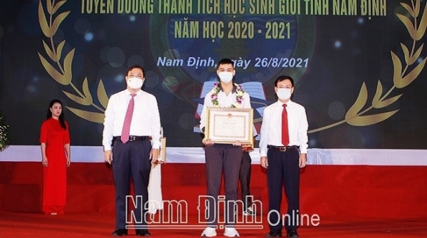 Nam Định: Tuyên dương thành tích học sinh giỏi năm học 2020 - 2021
