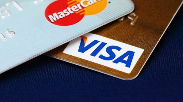VNBA đề nghị Visa và Mastercard giảm phí cho các ngân hàng Việt Nam