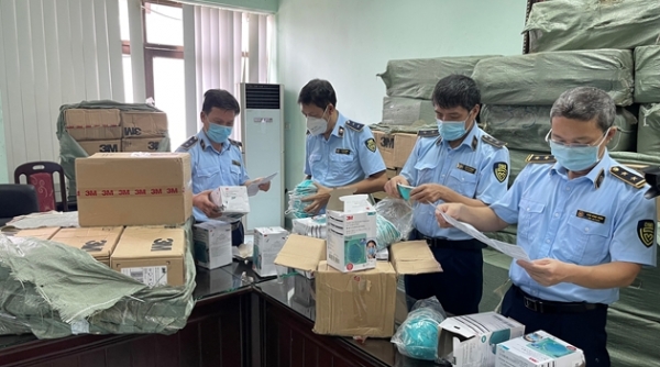 Hà Nội: Thu giữ 400.000 sản phẩm, thiết bị y tế không rõ nguồn gốc xuất xứ
