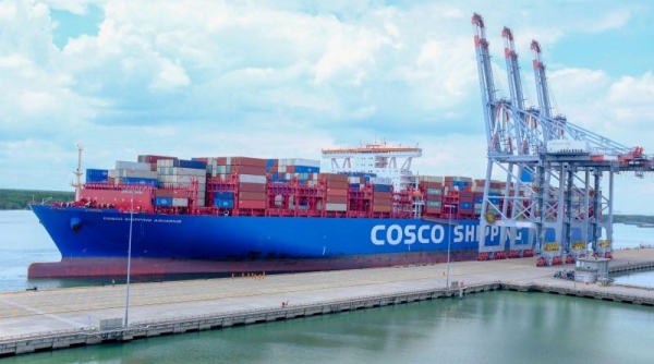 Cảng quốc tế Cái Mép vừa tiếp nhận thành công tàu Cosco Shipping Aquarius