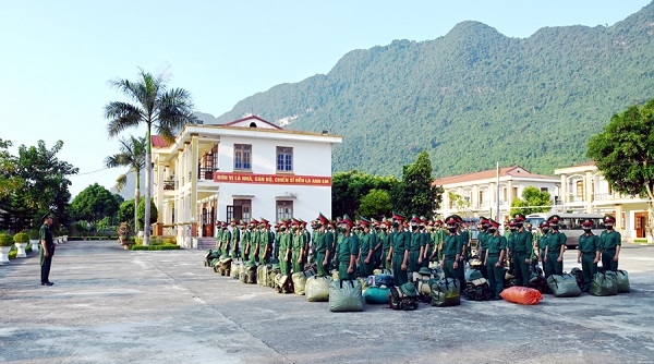 Bộ đội Biên phòng tỉnh Hà Giang tiếp nhận 79 chiến sỹ tăng cường cho tuyến đầu chống dịch Covid-19