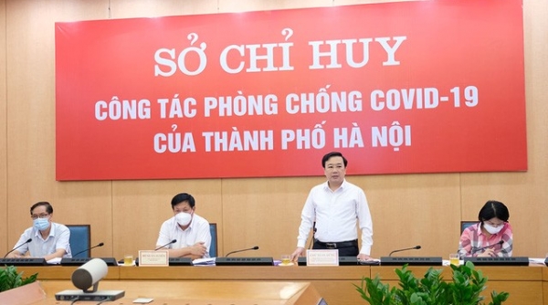 Thứ trưởng Bộ Y tế Đỗ Xuân Tuyên làm việc với Hà Nội phòng chống dịch Covid-19