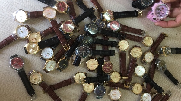 Bắc Ninh: Xử phạt cửa hàng kinh doanh đồng hồ giả mạo nhãn hiệu CASIO, ORIENT 27,5 triệu đồng