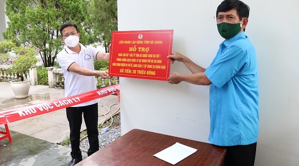 Hà Giang: Liên đoàn Lao Động tỉnh động viên đoàn cán bộ y tế hoàn thành nhiệm vụ hỗ trợ phòng, chống dịch Covid–19 tại TP. Hồ Chí Minh