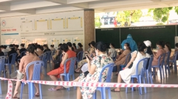 Đà Nẵng: Tiêm vaccine phòng Covid-19 cho hơn 2.000 phụ nữ mang thai