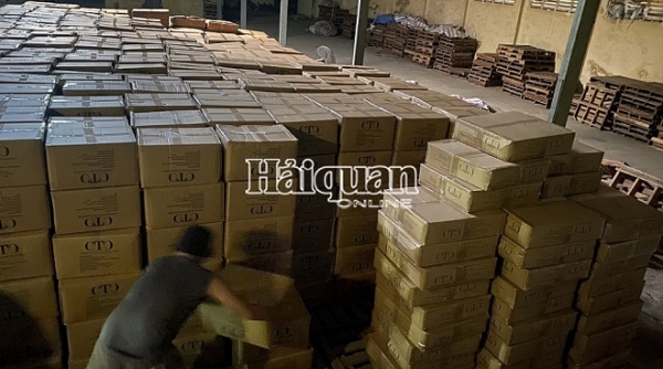 Phát hiện gần 200.000 túi xách nhập khẩu nghi giả mạo xuất xứ Việt Nam
