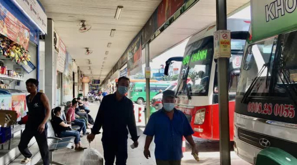Thành phố Hồ Chí Minh: Xe buýt, ô tô công nghệ, taxi hoạt động trở lại từ ngày 5/10