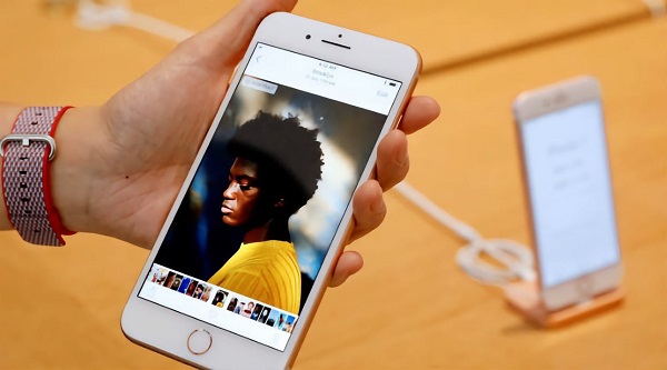 Apple kết thúc chương trình sửa chữa miễn phí iPhone 8