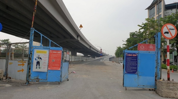 Cầu cạn Mai Dịch - cầu Thăng Long: Chưa xong đường kết nối sau một năm thông xe