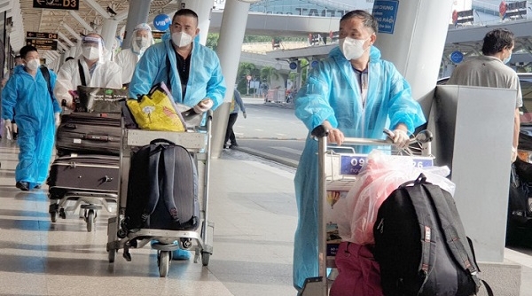 Sở Y tế Hà Nội hướng dẫn hành khách bay đến từ TP.Hồ Chí Minh cách ly tại nhà