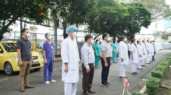 TP.Hồ Chí Minh: Các bác sĩ lên đường chi viện chống dịch ở tỉnh khác