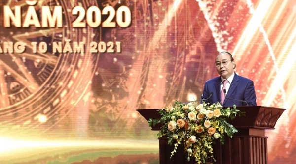 Chủ tịch nước Nguyễn Xuân Phúc dự Lễ trao Giải Báo chí quốc gia lần thứ XV