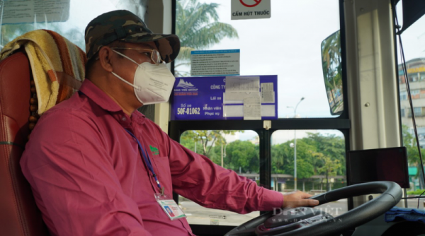 TP. Hồ Chí Minh: Ngày đầu hoạt động trở lại, xe buýt vắng khách