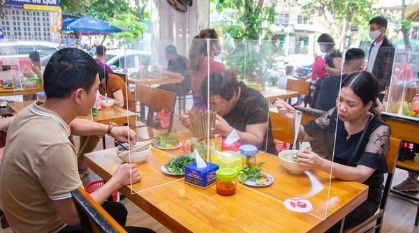 TP Hồ Chí Minh: Đề xuất cho hàng quán ăn uống phục vụ tại chỗ đến 21h