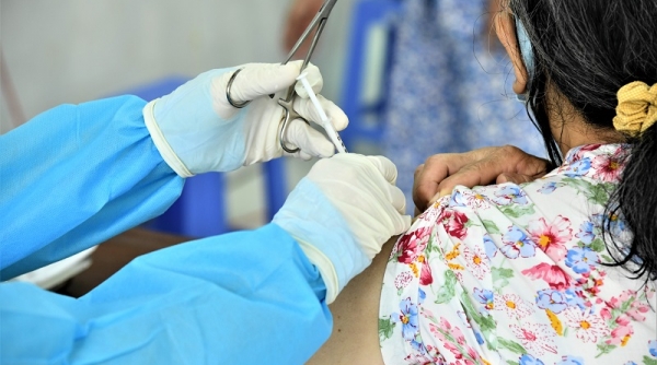 Cà Mau: Đăng ký sử dụng vắc xin phòng Covid-19