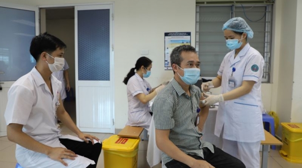Bắc Ninh: Tỷ lệ người trên 18 tuổi được tiêm 1 mũi vắc xin Covid-19 đạt 92,6%