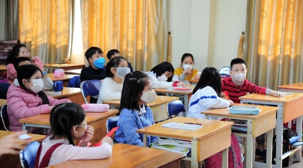 Hà Nội: Học sinh các cấp tiếp tục học trực tuyến