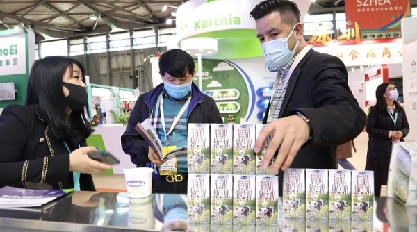 Vinamilk ra mắt sữa tươi Organic ‘tiêu chuẩn kép’ trong triển lãm quốc tế hàng đầu tại Thượng Hải