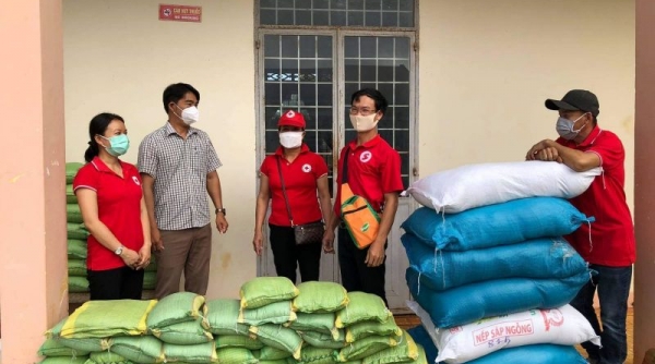 Đắk Lắk: Hội Chữ thập đỏ tỉnh hỗ trợ 300 lao động ngoại tỉnh bị mất việc