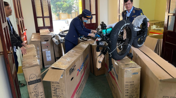 Nghệ An: Phát hiện lô hàng xe đạp không rõ nguồn gốc xuất xứ