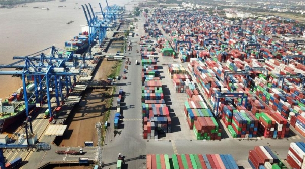 Khối lượng hàng hóa thông qua cảng biển trong tháng 10 năm đạt 57 triệu tấn