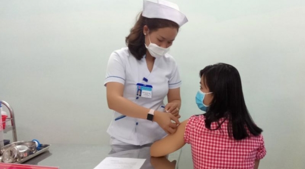 Kon Tum đã có 91,35% người đủ 18 tuổi trở lên được tiêm vaccine phòng Covid-19
