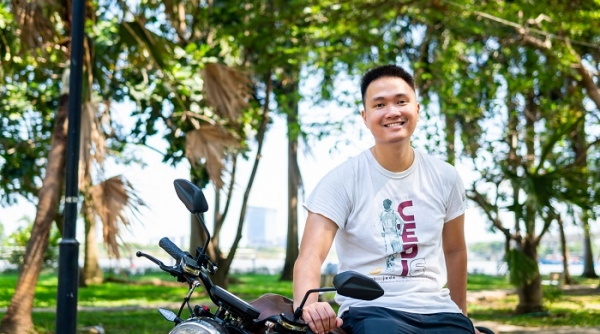Startup Việt ra mắt xe máy điện chạy được 200km mỗi lần sạc
