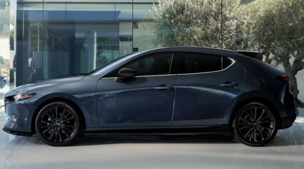 Phiên bản mới của Mazda 3 có giá 602 triệu đồng
