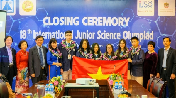 Đoàn học sinh Việt Nam giành 6 huy chương Olympic Khoa học trẻ quốc tế