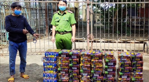 Công an Bình Phước thu giữ 104 kg pháo nổ trong bao tải “giao hàng nhanh”