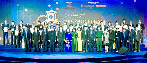 Tôn vinh 30 doanh nghiệp đoạt giải “Thương hiệu vàng TP. Hồ Chí Minh” năm 2021