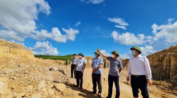 Hà Tĩnh: Xử phạt 80 triệu đồng doanh nghiệp khai thác "đất lậu"