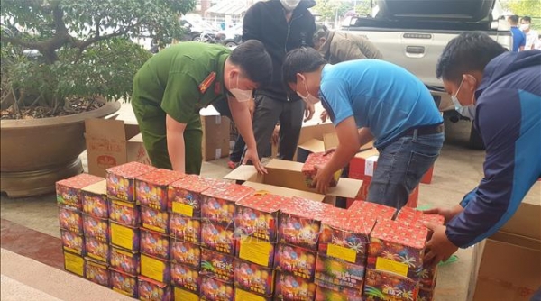 Công an Bình Phước bắt giữ nhóm đối tượng vận chuyển 400kg pháo nổ trái phép