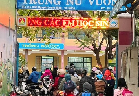 Đà Nẵng: Hơn 1.000 học sinh bậc tiểu học đến trường học trực tiếp