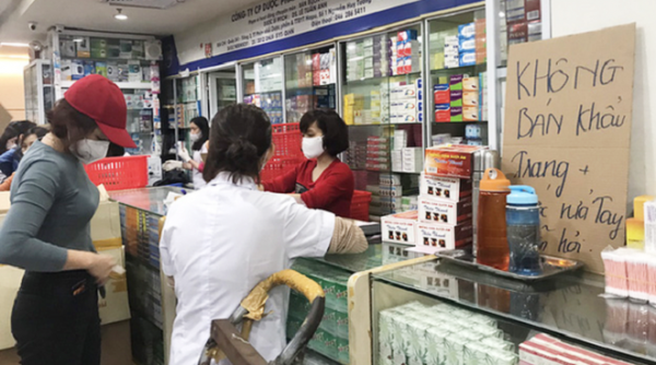 Quản lý thị trường Hà Nội tăng cường kiểm tra, xử lý vi phạm trong kinh doanh thiết bị y tế