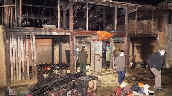 Cháy nhà trong đêm ở Mường Khương khiến 02 trẻ em thương vong