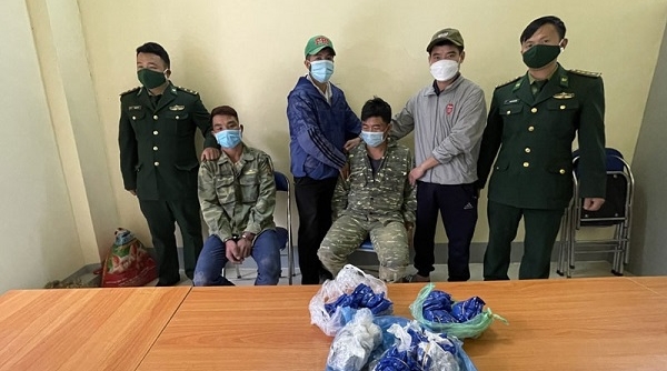 Bắt giữ hai đối tượng mua bán trái phép chất ma túy tại Điện Biên