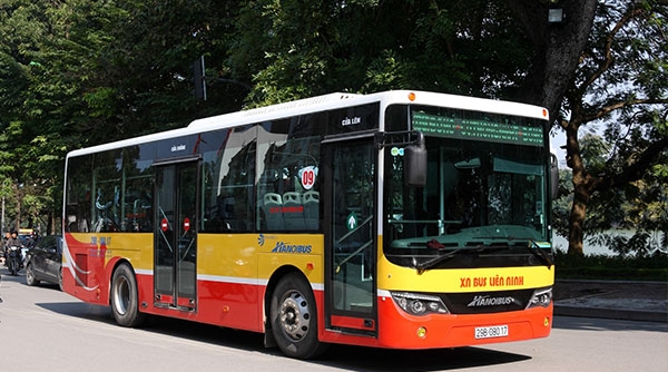 Hà Nội giảm hơn 50% tần suất các tuyến buýt do Covid-19