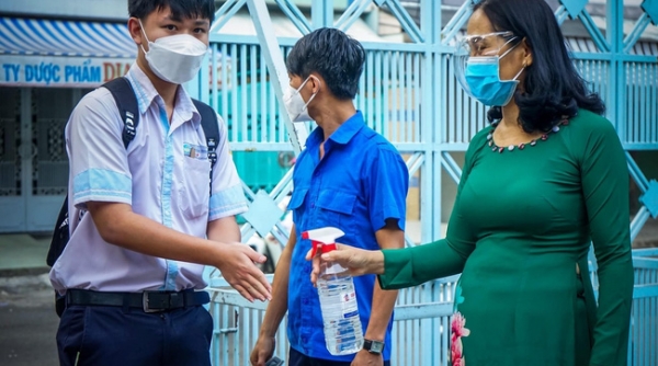 TP. Hồ Chí Minh: F1 đã tiêm vaccine được phép đi học, đi làm