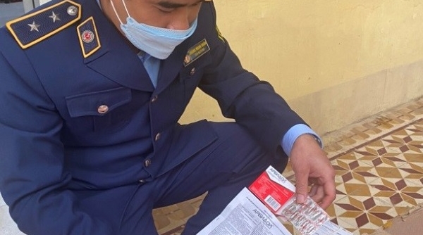 Tiếp tục thu giữ hàng trăm hộp thuốc hỗ trợ điều trị Covid-19 nhập lậu ở Lạng Sơn