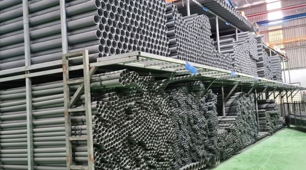 Công an TP. Hồ Chí Minh phát hiện vụ sản xuất ống nhựa giả nhãn hiệu Bình Minh