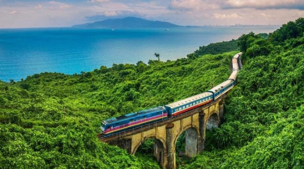 Hợp nhất 02 công ty đường sắt Hà Nội và Sài Gòn thành Công ty cổ phần vận tải đường sắt