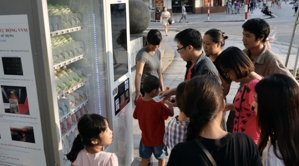 Tránh nạn bán hàng rong, Hà Nội lắp đặt máy bán hàng tự động tại các điểm công cộng