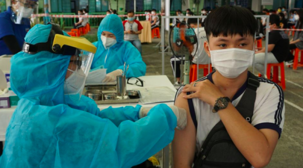 Gần 8.500 trẻ 11 tuổi đã tiêm vaccine Covid-19 ở Hà Nội; cả nước đã tiêm 209.483.478 liều vaccine Covid-19