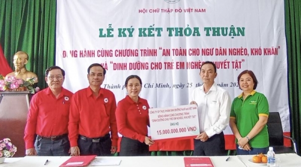 Nutifood đồng hành cùng hội chữ thập đỏ Việt Nam hỗ trợ trẻ em và ngư dân nghèo