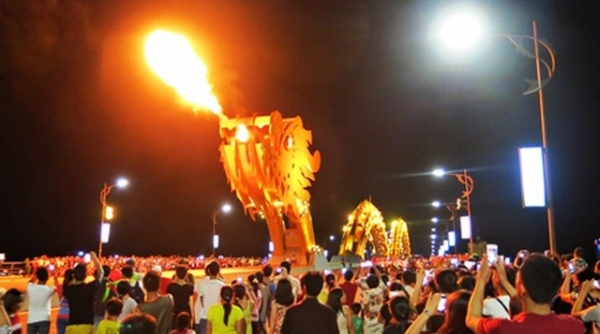 Đà Nẵng: Sẽ tổ chức phun lửa, phun nước trên cầu Rồng trong những ngày nghỉ bù lễ 30/04 và 01/05