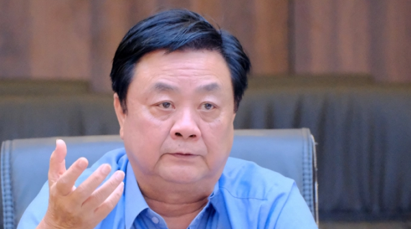 Bộ trưởng Lê Minh Hoan yêu cầu các đơn vị thuộc Bộ NN-PTNT tập trung tháo gỡ các vướng mắc liên quan đến hoạt động nhập khẩu cá tầm