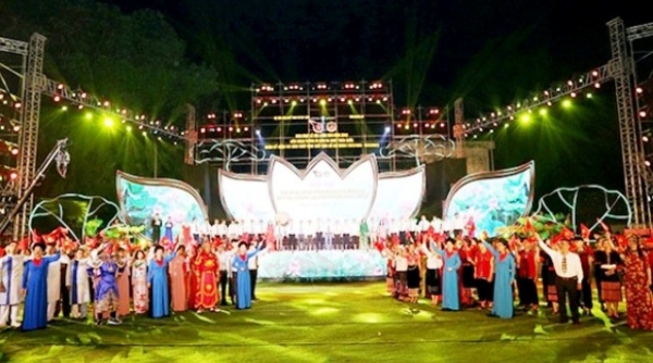 Nghệ An: Khai mạc Lễ hội Làng Sen năm 2022 - Liên hoan Tuồng và Dân ca kịch toàn quốc
